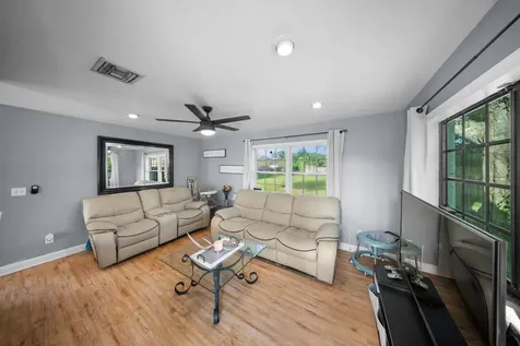 3516 Avenue F Fort Pierce FL 34947