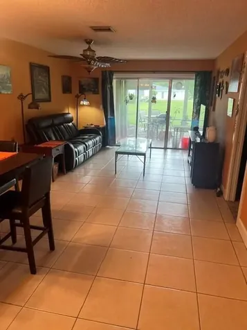 5452 Poppy Place Delray Beach FL 33484