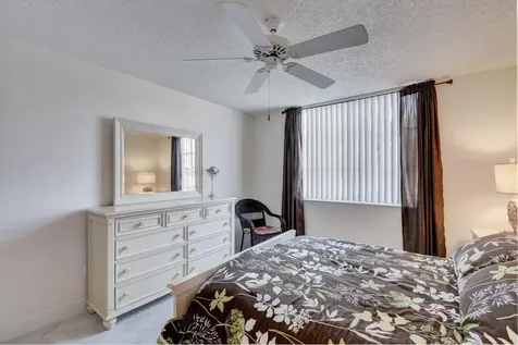 135 Yacht Club Way Hypoluxo FL 33462