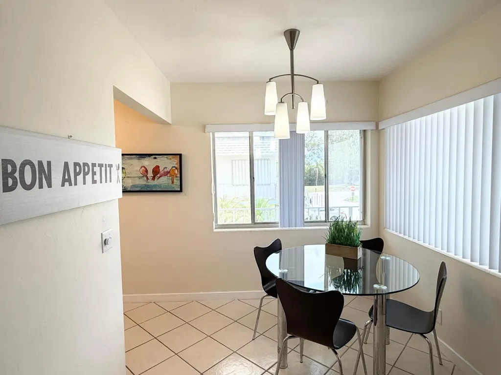2880 Lake Osborne Drive Lake Worth Beach FL 33461
