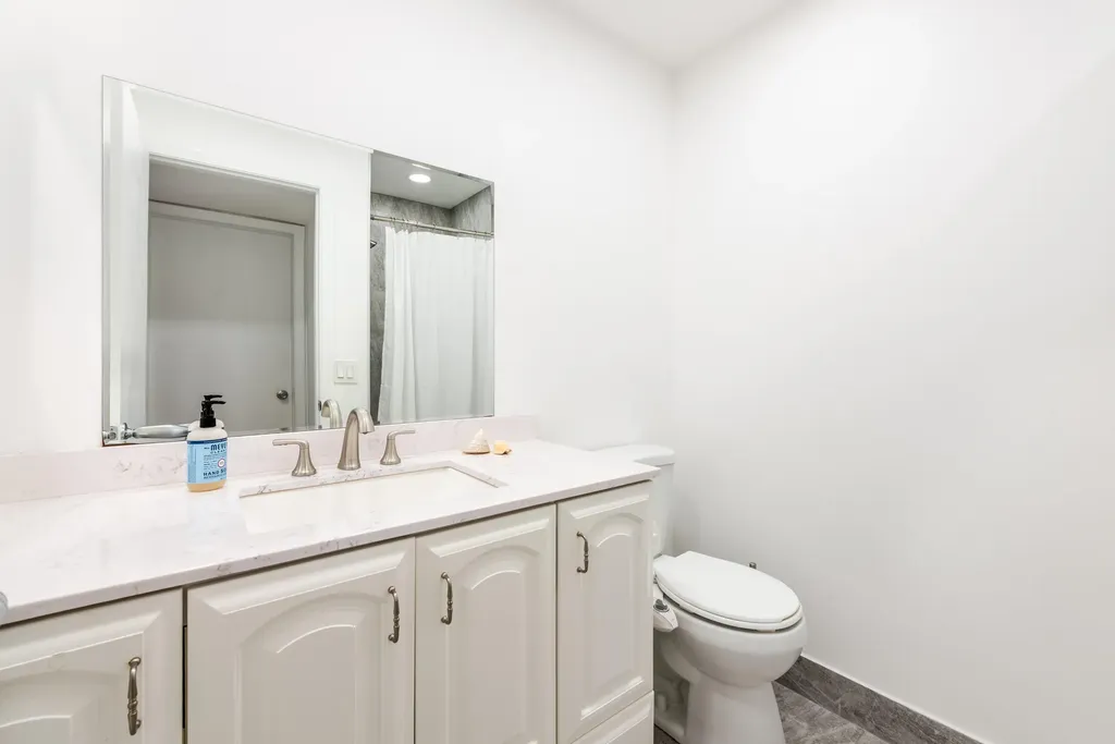 369 Capri H Delray Beach FL 33484
