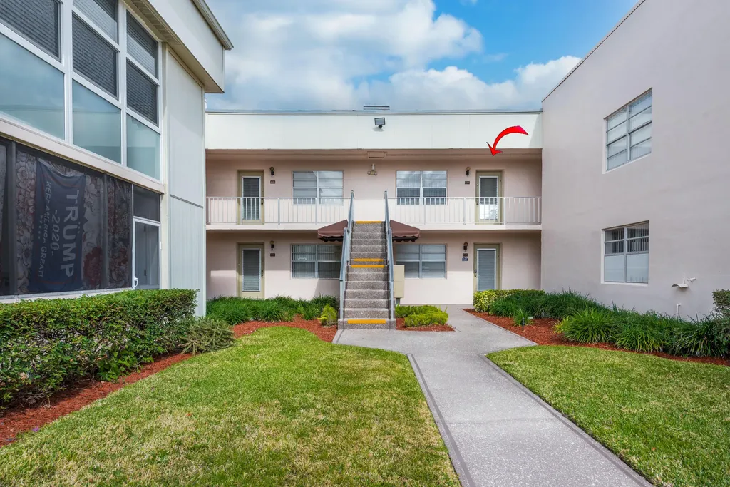 369 Capri H Delray Beach FL 33484