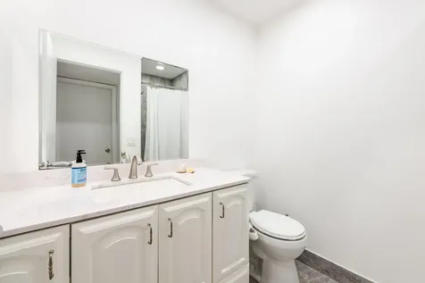 369 Capri H Delray Beach FL 33484