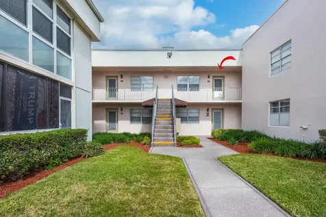 369 Capri H Delray Beach FL 33484