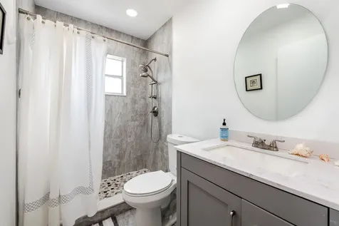 369 Capri H Delray Beach FL 33484