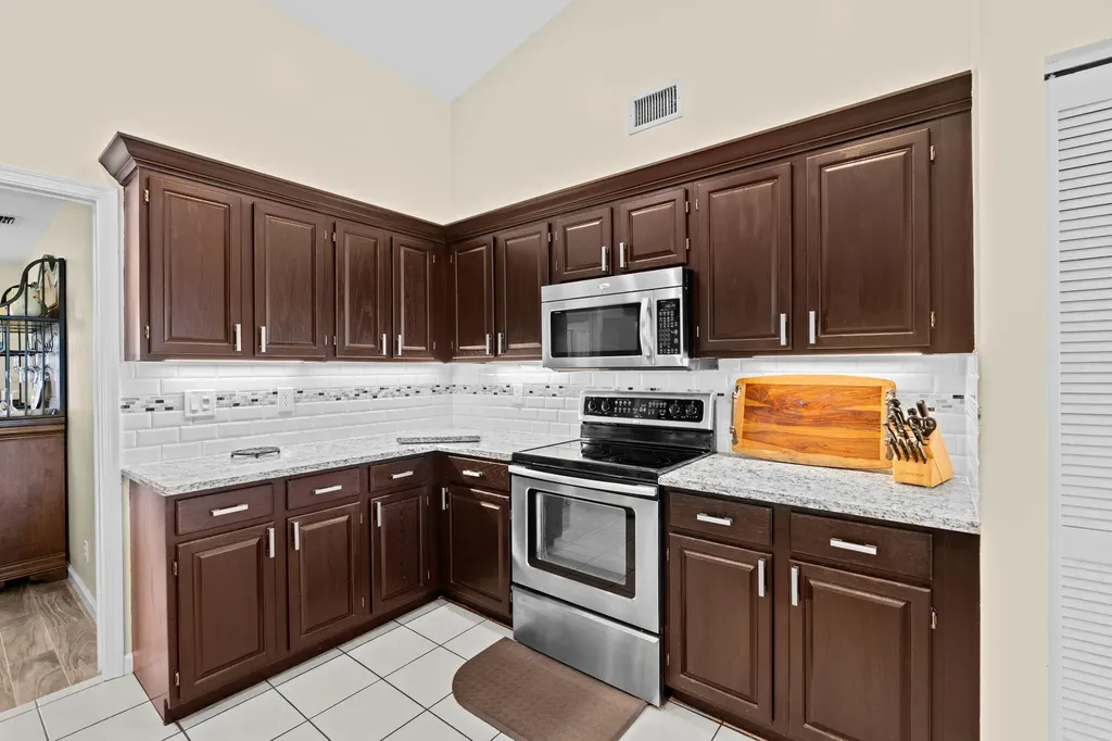 1707 Primrose Lane Wellington FL 33414