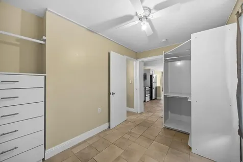 120 Pleasant Place Palm Springs FL 33461