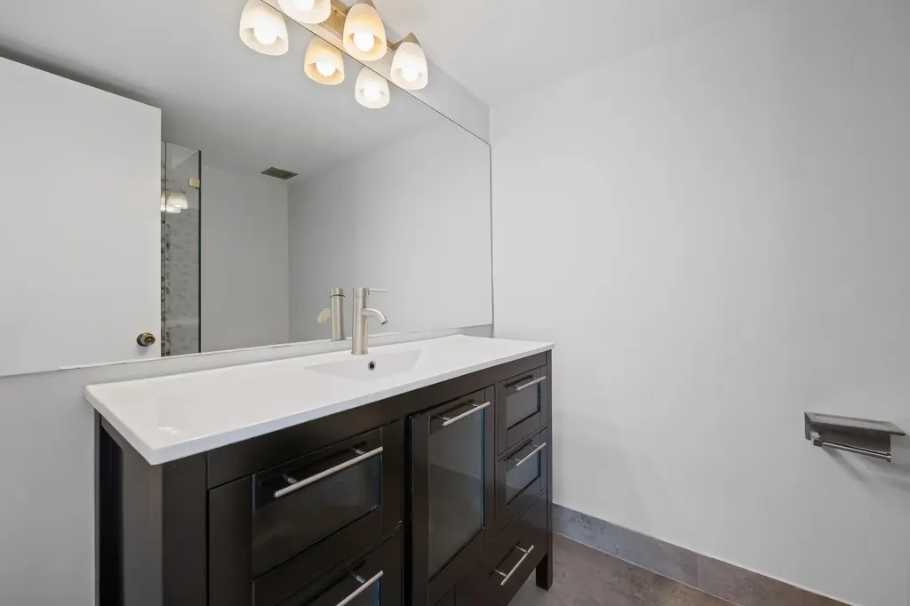 3100 NE 49th Street Fort Lauderdale FL 33308