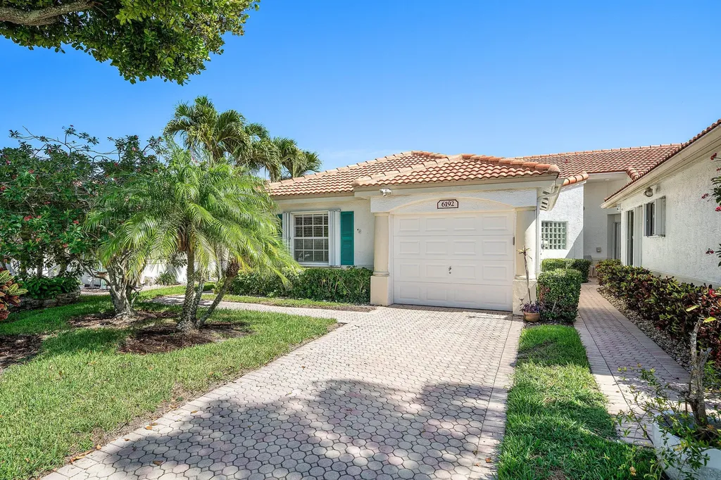 6192 Floral Lakes Drive Delray Beach FL 33484