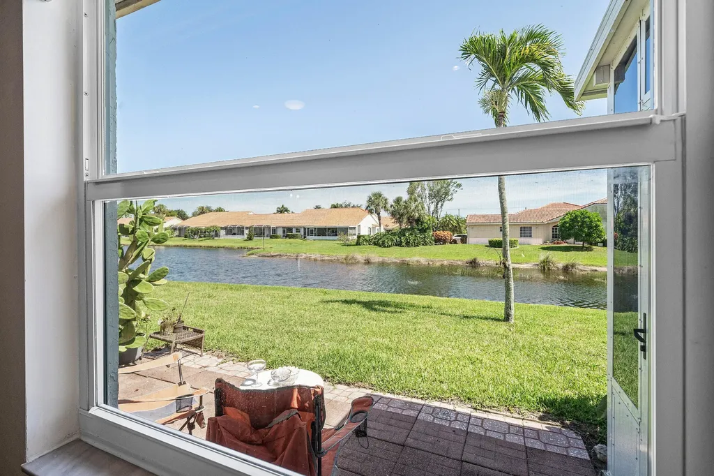 6192 Floral Lakes Drive Delray Beach FL 33484