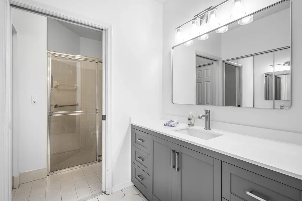 6192 Floral Lakes Drive Delray Beach FL 33484