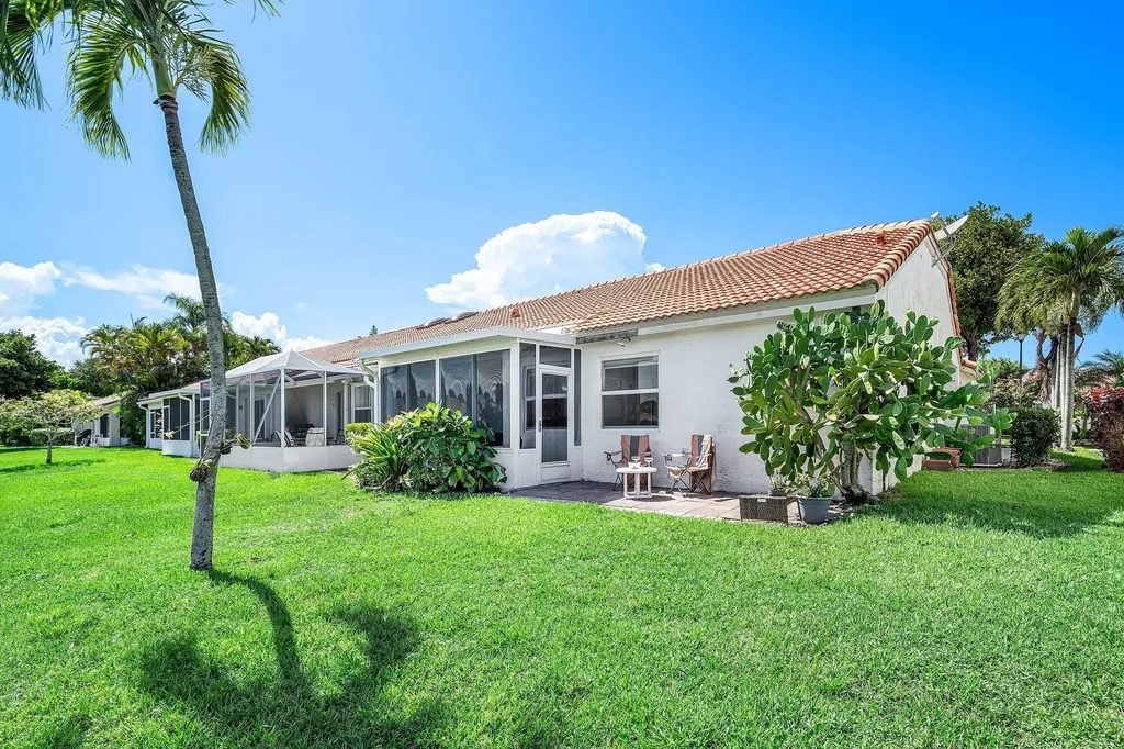 6192 Floral Lakes Drive Delray Beach FL 33484