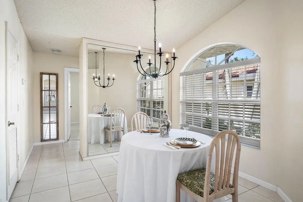 6192 Floral Lakes Drive Delray Beach FL 33484