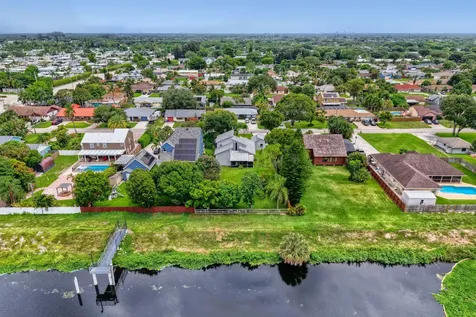 3918 Edgar Avenue Boynton Beach FL 33436