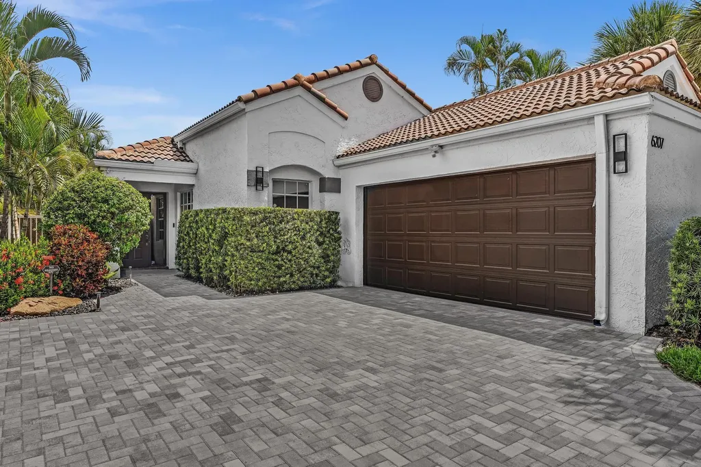 6207 La Vida Terrace Boca Raton FL 33433