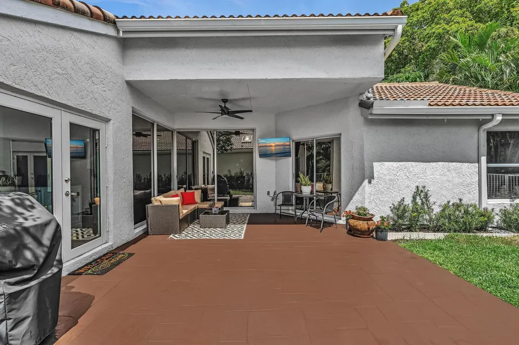 6207 La Vida Terrace Boca Raton FL 33433