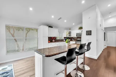 6207 La Vida Terrace Boca Raton FL 33433