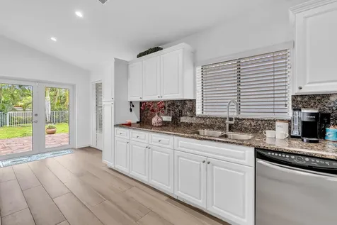 6207 La Vida Terrace Boca Raton FL 33433