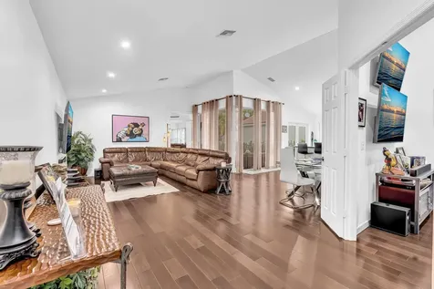 6207 La Vida Terrace Boca Raton FL 33433