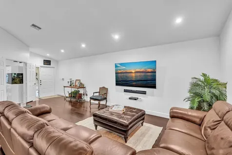 6207 La Vida Terrace Boca Raton FL 33433