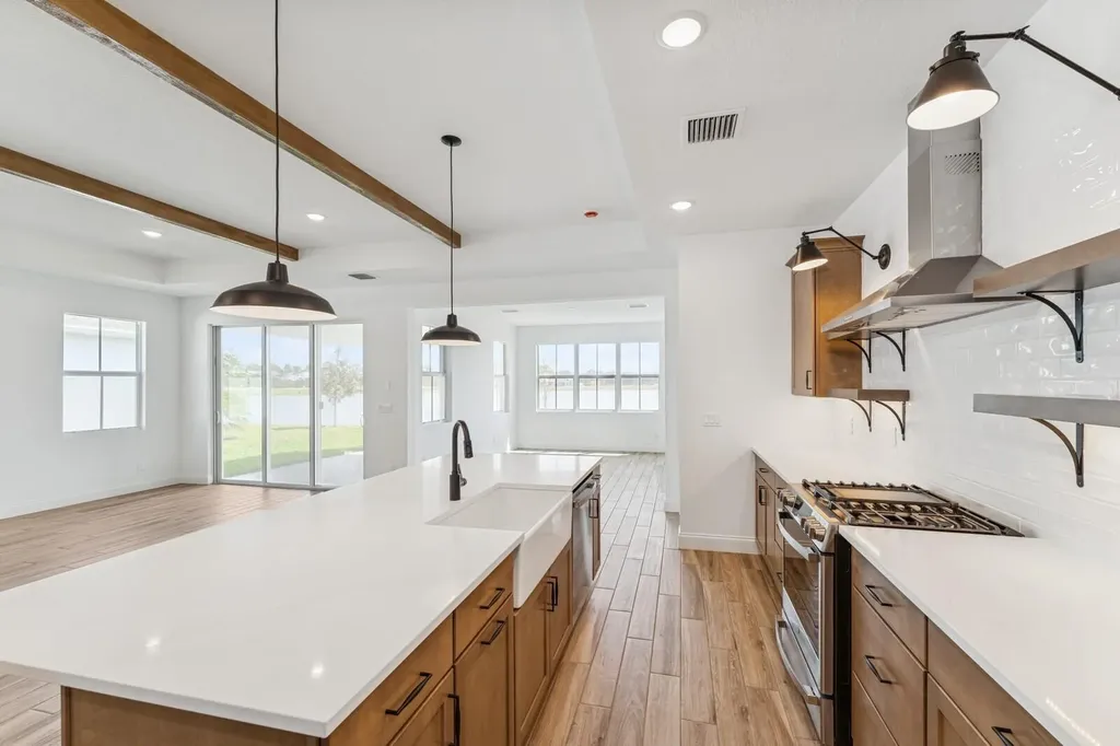 10048 NW Field Flower Trail Port St Lucie FL 34987