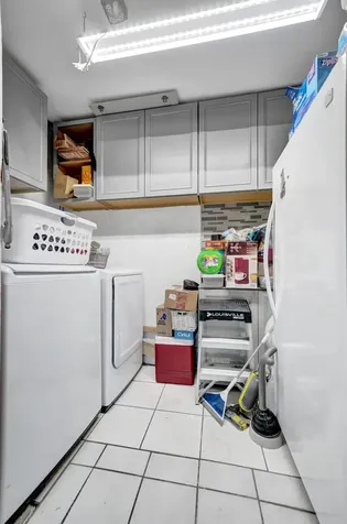 2740 SW 46th Court Dania Beach FL 33312