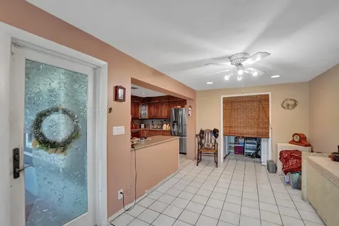 2740 SW 46th Court Dania Beach FL 33312