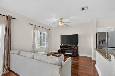 4202 Emerald Vista Lake Worth FL 33461