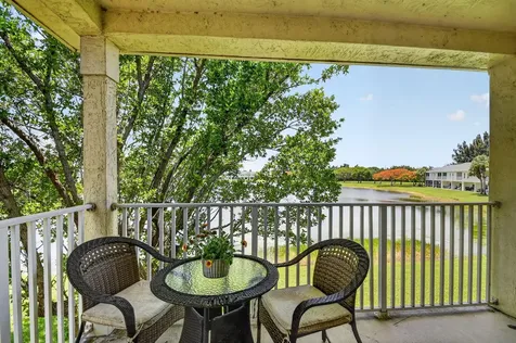 4202 Emerald Vista Lake Worth FL 33461