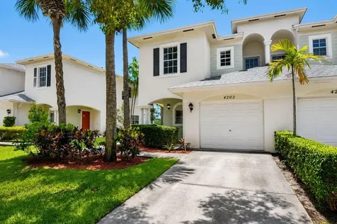 4202 Emerald Vista Lake Worth FL 33461