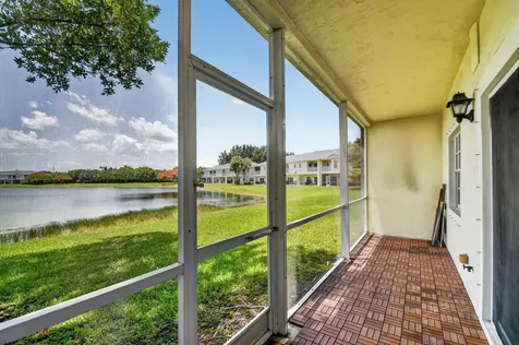 4202 Emerald Vista Lake Worth FL 33461
