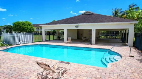 4202 Emerald Vista Lake Worth FL 33461