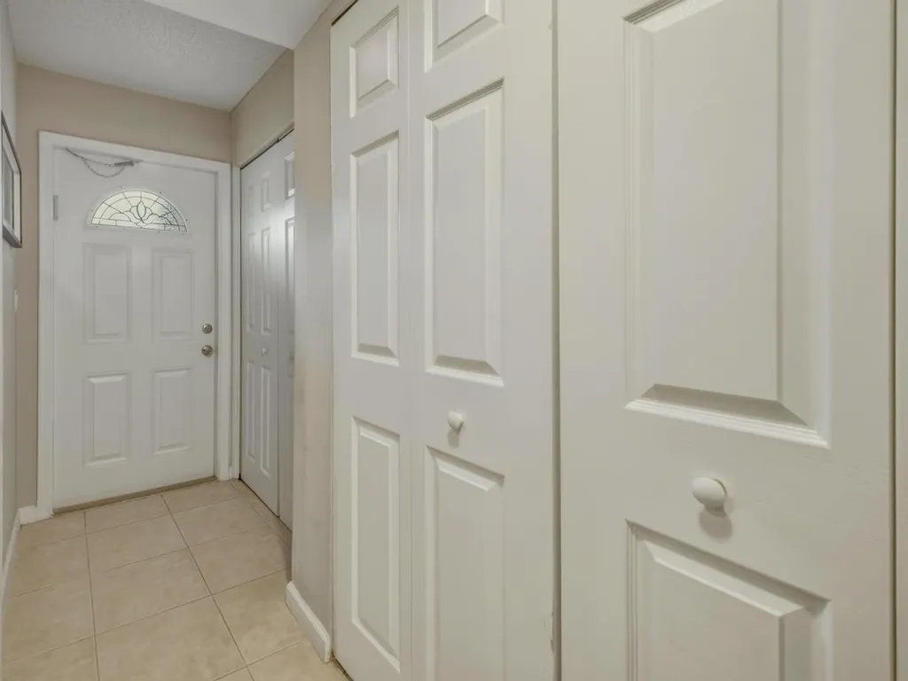 2940 SW 22nd Avenue Delray Beach FL 33445