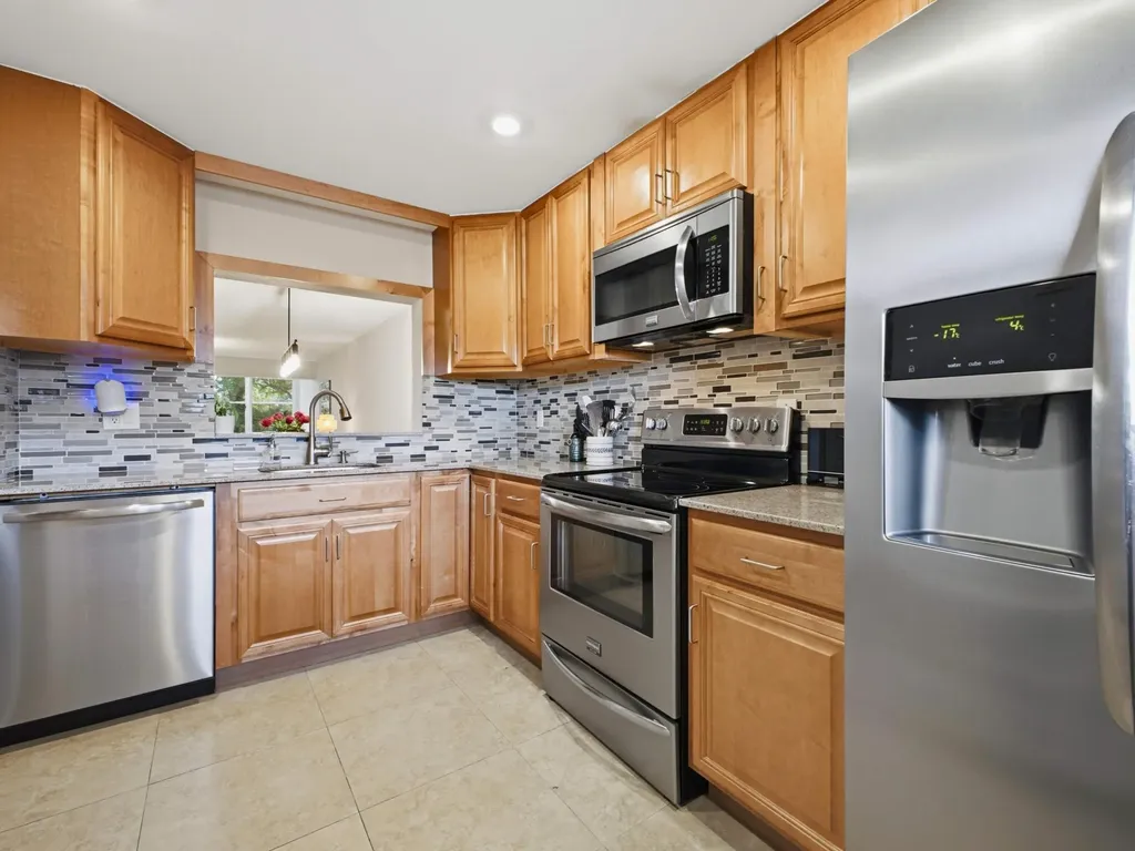 2940 SW 22nd Avenue Delray Beach FL 33445