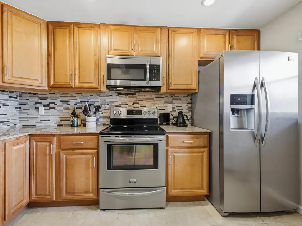 2940 SW 22nd Avenue Delray Beach FL 33445