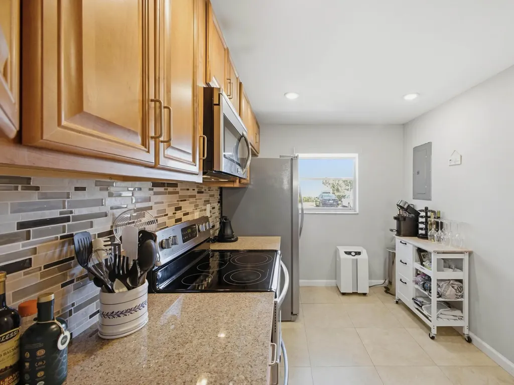 2940 SW 22nd Avenue Delray Beach FL 33445