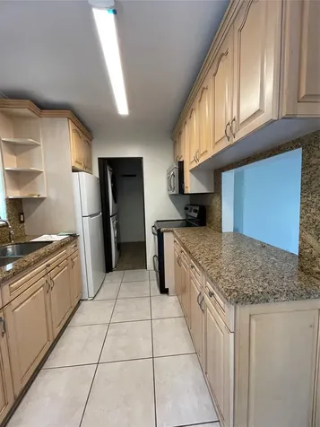 6101 NW 18th Street Margate FL 33063