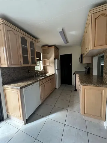 6101 NW 18th Street Margate FL 33063