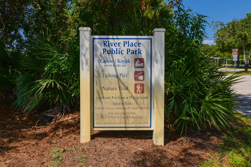 649 NE Bent Paddle Lane Port St Lucie FL 34983