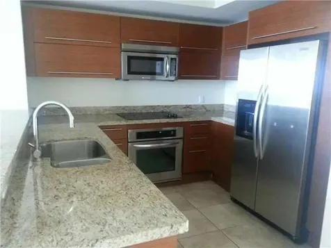 2641 N Flamingo Road Sunrise FL 33323