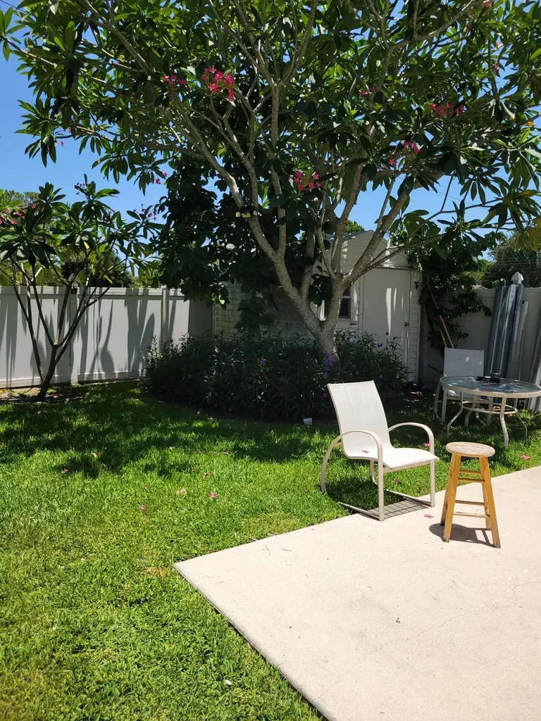 9117 Green Meadows Way Palm Beach Gardens FL 33418