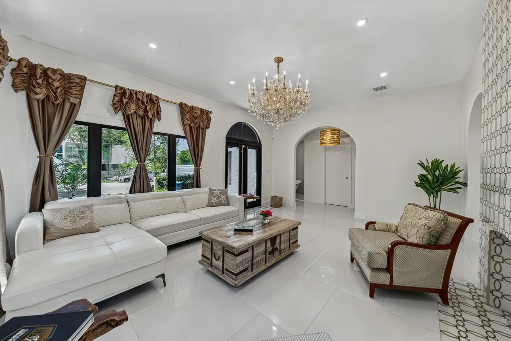 1010 N Rio Vista Boulevard Fort Lauderdale FL 33301