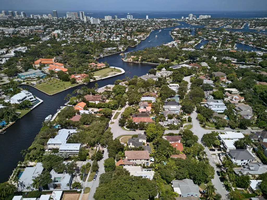 1010 N Rio Vista Boulevard Fort Lauderdale FL 33301