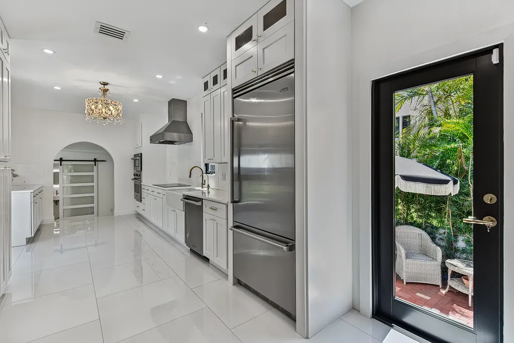1010 N Rio Vista Boulevard Fort Lauderdale FL 33301