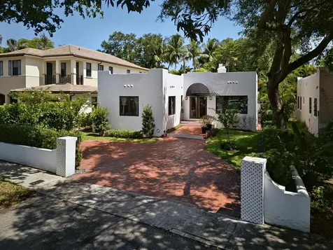 1010 N Rio Vista Boulevard Fort Lauderdale FL 33301