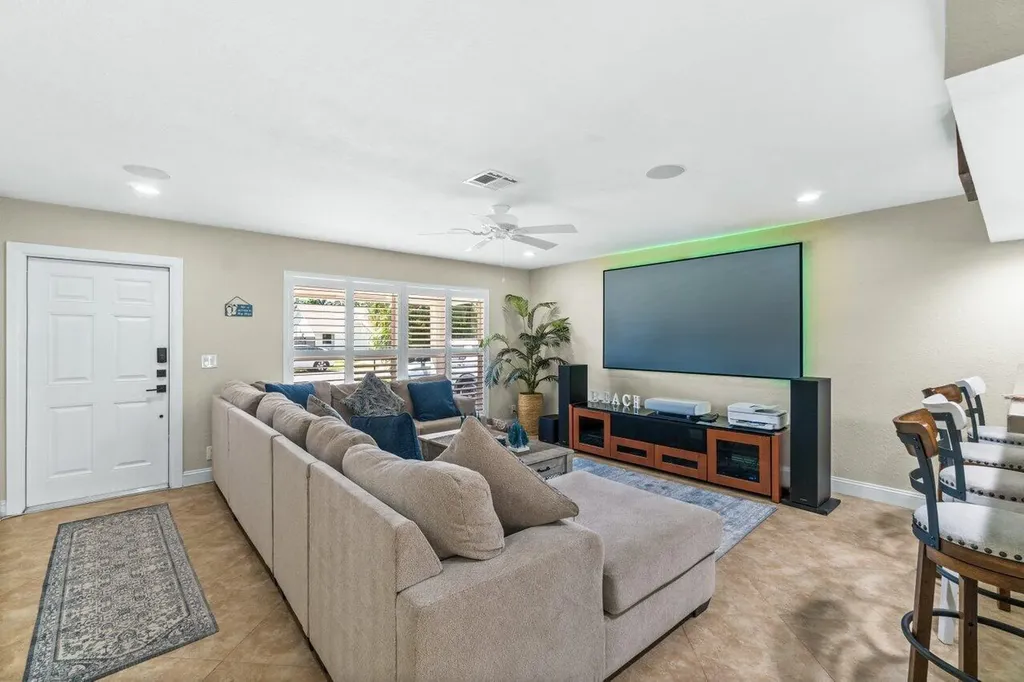 1315 Fulmar Drive Delray Beach FL 33444