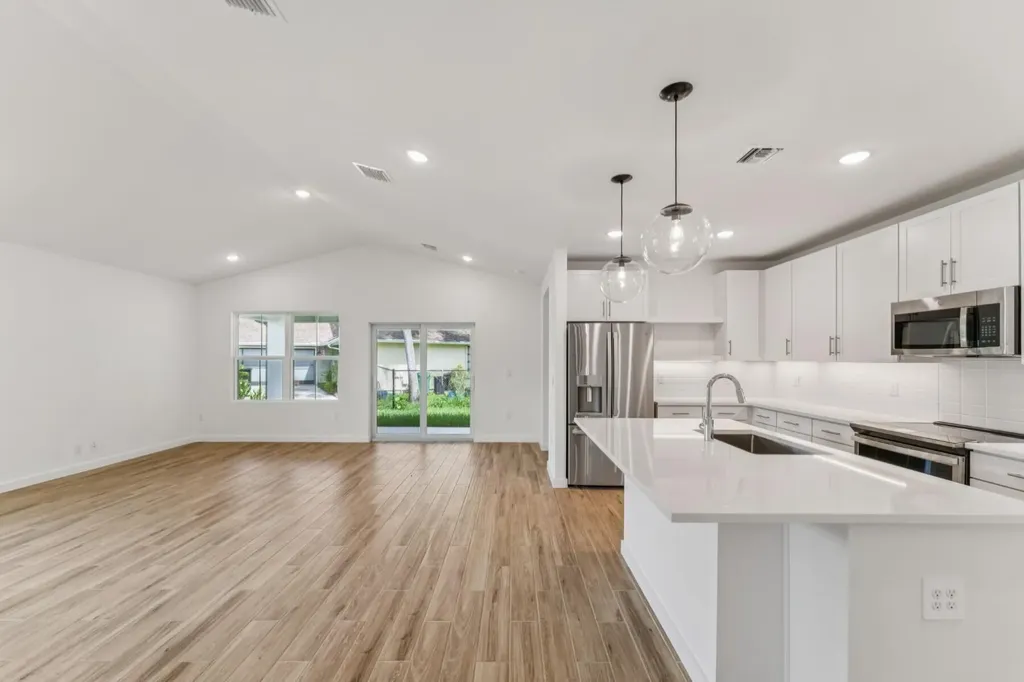 1626 SW Brisbane Street Port St Lucie FL 34984