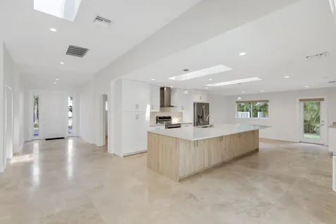 1386 S Atlantic Drive Lantana FL 33462