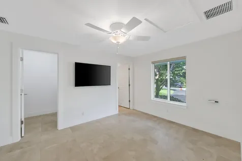 1386 S Atlantic Drive Lantana FL 33462