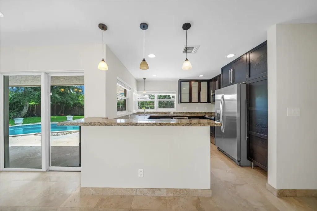 4021 Bayview Drive Fort Lauderdale FL 33308